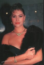 Hülya Avşar Kartpostal KRT635 - Gökçekoleksiyon