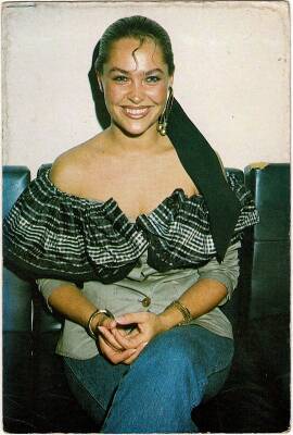 Hülya Avşar Kartpostal KRT659 - 1