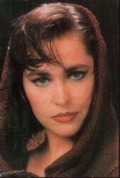 Hülya Avşar Kartpostal KRT668 - Gökçekoleksiyon