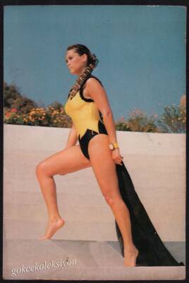 Hülya Avşar Kartpostal KRT688 - 1