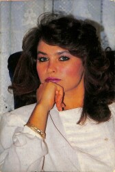 Hülya Avşar Kartpostal (Küçük Boy) KRT22091 - Gökçekoleksiyon