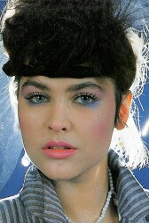 Hülya Avşar Kartpostal (Küçük Boy) KRT22096 - Gökçekoleksiyon