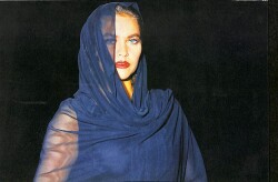 Hülya Avşar Kartpostal (Küçük Boy) KRT22105 - Gökçekoleksiyon