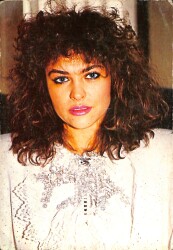 Hülya Avşar Kartpostal (Küçük Boy) KRT22708 - Gökçekoleksiyon