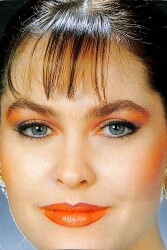 Hülya Avşar Kartpostal (Küçük Boy) KRT22806 - Gökçekoleksiyon