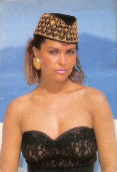 Hülya Avşar Kartpostal (Küçük Boy) KRT22873 - Gökçekoleksiyon