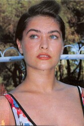 Hülya Avşar Kartpostal (Küçük Boy) KRT22876 - Gökçekoleksiyon