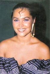 Hülya Avşar Kartpostal (Küçük Boy) KRT22889 - Gökçekoleksiyon