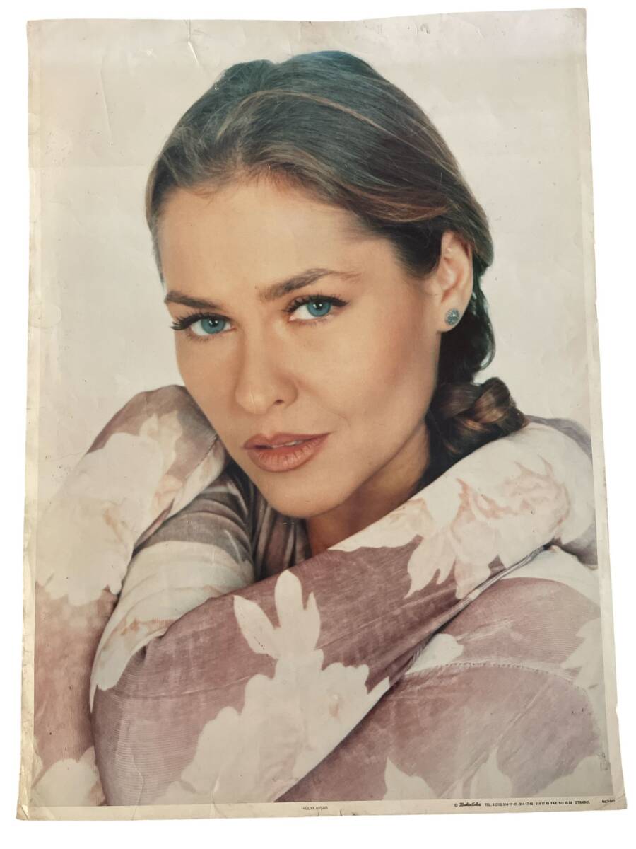 Hülya Avşar Kartpostal (Ultra Dev Boy) KRT24019 - 1