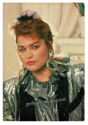 Hülya Avşar Orta Boy Kartpostal KRT6892 - Gökçekoleksiyon