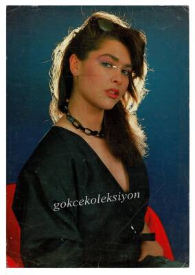 Hülya Avşar Orta Boy Kartpostal KRT6927 - 1