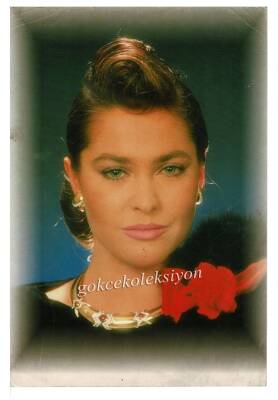 Hülya Avşar Orta Boy Kartpostal KRT6930 - 1