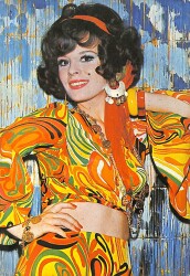 Hülya Koçyiğit Kartpostal KRT11650 - Gökçekoleksiyon