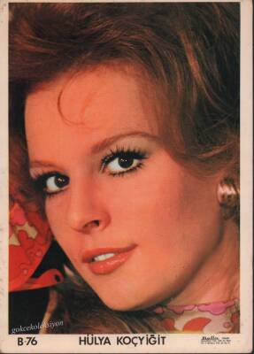 Hülya Koçyiğit Kartpostal (Orta Boy) KRT101 - 1