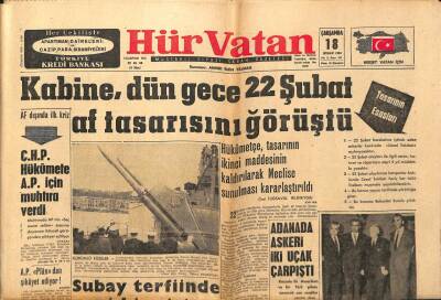 Hür Vatan Gazetesi 18 Nisan 1962 - Subay Terfiinde Yeni Bir Sistem GZ89850 - 1