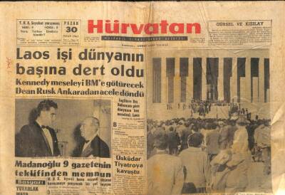 Hür Vatan Gazetesi 30 Nisan 1961 - Üsküdar Tiyatroya Kavuştu GZ89969 - 1