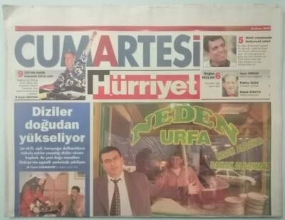 Hürriyet Cumartesi Gazetesi 19 Ekim 2002 Afişini Yaptığı Sinemaların Patronu Oldu -GZ37524 - 1