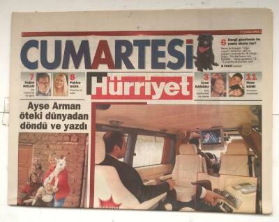 Hürriyet Cumartesi Gazetesi 22 Şubat 2003 - Ayşe Arman Öteki Dünyadan Döndü Ve Yazdı GZ8187 - 1