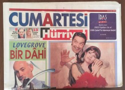 Hürriyet Cumartesi Gazetesi 25 Aralık 2004 - Candan Erçetin Ve Beyazıt Öztürklü Müzikal GZ10067 - 1