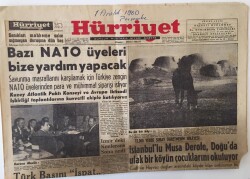 Hürriyet Gazetesi 1 Aralık 1960 - Bazı NATO Üyeleri Bize Yardım Yapacak , Üniversitede 2. Af İhtimali GZ16438 - 1
