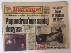 Hürriyet Gazetesi 1 Aralık 1982 - Nato Toplantısında Papandreunun Şantaj Dosyası GZ11075 - 1