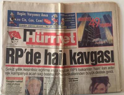 Hürriyet Gazetesi 1 Mayıs 1997 - RPde Hain Kavgası , Sekiz Yıllık Kesintisiz Eğitime İmza Koyacak RPli Bakanlar Arasında Hain Kavgası GZ16695 - 2