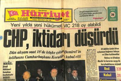 Hürriyet Gazetesi 1 Ocak 1978 - CHP İktidarı Düşürdü GZ97440 - 1