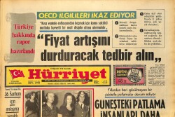 Hürriyet Gazetesi 10 Ağustos 1972 - Erol Büyükburç, Demirel'e Kendi Plaklarından Hediye Etti - Mankenler Düden Şelalesinde GZ157565 - Gökçekoleksiyon