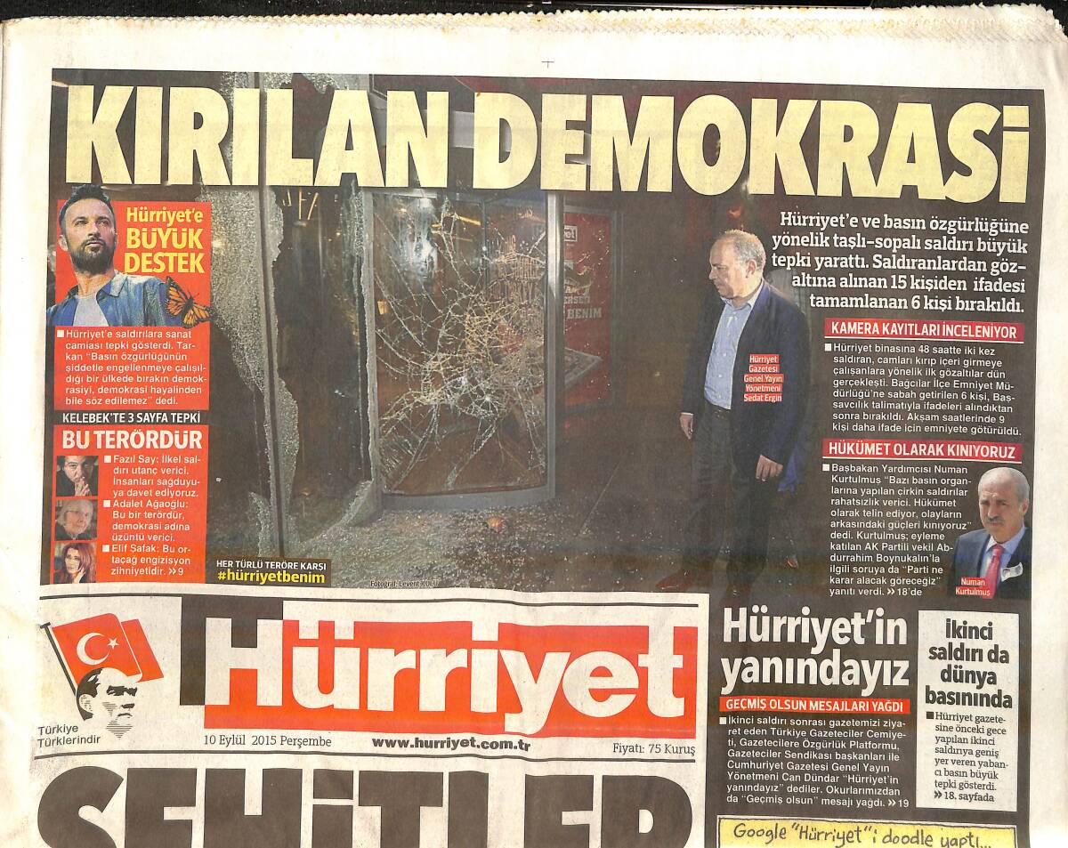 Hürriyet Gazetesi 10 Eylül 2015 - Almanya Dört Bin Konuşma Dinlemiş - Kırılan Demokrasi GZ159684 - 1