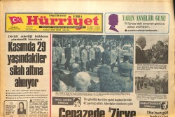 Hürriyet Gazetesi 10 Mayıs 1980 - Tito Gömülürken Tüm Eyalet Başkentlerinde 42 Pare Top Atıldı , Fabrikalar Sirenlerini Çaldı GZ157769 - Gökçekoleksiyon
