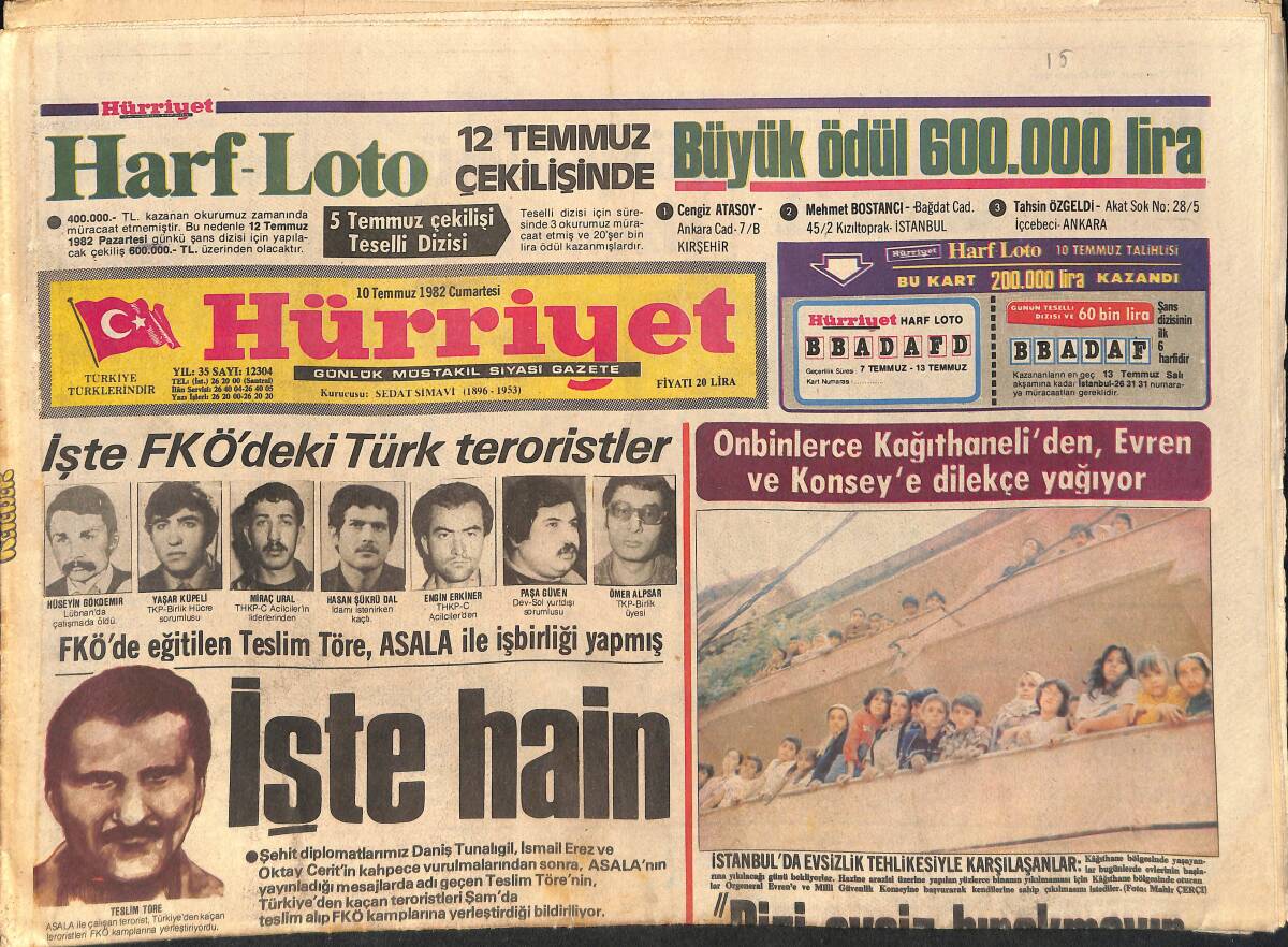 Hürriyet Gazetesi 10 Temmuz 1982 - Ürdün Prensi İle Demirel Birlikte Cuma Namazı Kıldı - Final Sevinci GZ2029 - 1
