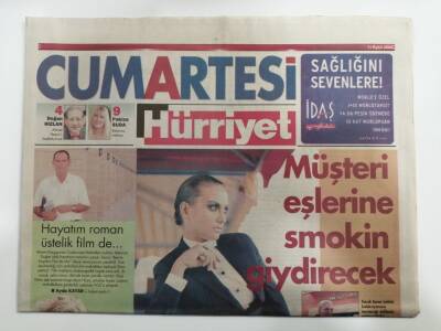 Hürriyet Gazetesi 11 Eylül 2004-Faruk Saraç Defilenin Gelirini Eğitim Vakfına Bağişlayacak-GZ14464 - 1