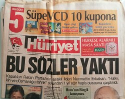 Hürriyet Gazetesi 11 Mart 2000 Hülya Koç Yiğit Halit Refiğle Birlikte Geliştirdikleri Adnan Menderes Film projesine Sponsor Arıyor - GZ44572 - 1