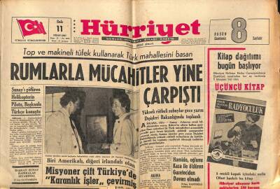 Hürriyet Gazetesi 11 Nisan 1967 - Gece Kulüpleri Cırtlak Sesli Artist Jayne Mansfieldin İşine Son Verdi GZ117927 - 1
