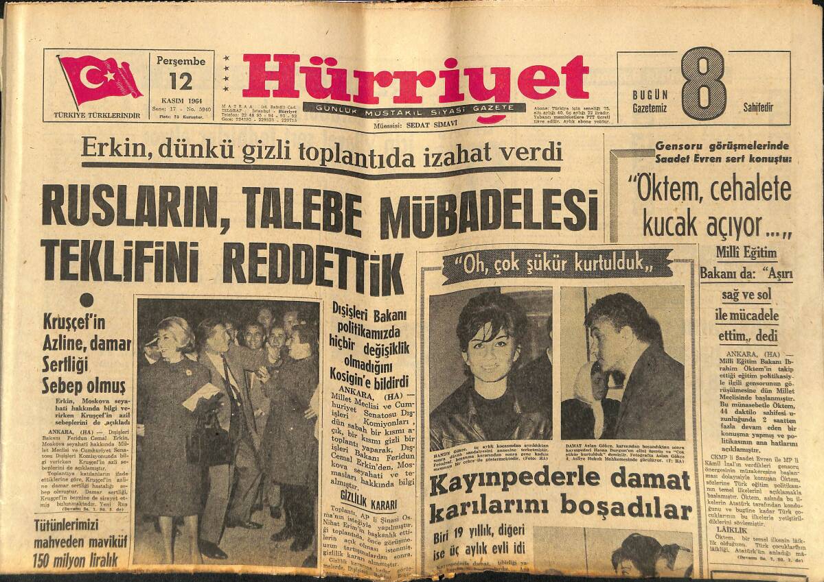 Hürriyet Gazetesi 12 Kasım 1964 - M. Ali Clay, Liston'un İşini Bitirip Türkiye'ye Gideceğim Dedi - Zeki Müren Afiş GZ146926 - 1