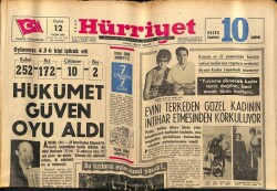 Hürriyet Gazetesi 12 Kasım 1965 - Kazablanka Gazino Afişi * Nuri Sesigüzel - Erol Büyükburç - Nesrin Sipahi - Sevim Şngül GZ76377 - 1