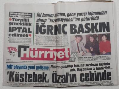 Hürriyet Gazetesi - 12 Mayıs 1988 - Köstebek Özalın Cebinde GZ111678 - 1