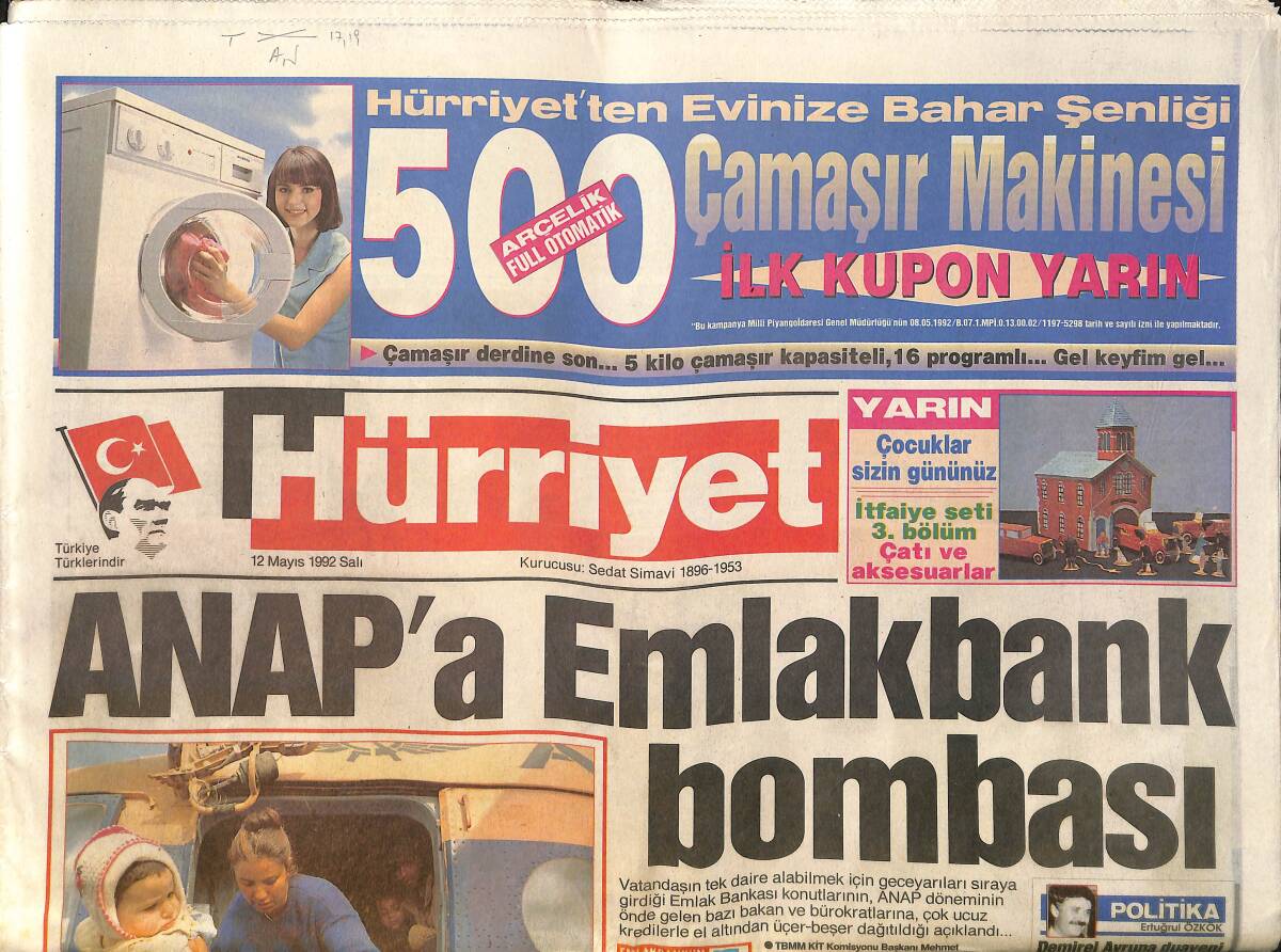 Hürriyet Gazetesi 12 Mayıs 1992 - Karabağ'da Kahreden İntiharlar - Hülya Avşar'lı Son Gece GZ157910 - 1