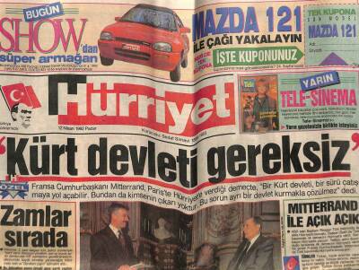 Hürriyet Gazetesi 12 Nisan 1992 - Fransa Cumhurbaşkanı, Kürt Devleti Gereksiz,Türk Cumhuriyetlerine Subay İhraç Edeceğiz GZ58698 - 1
