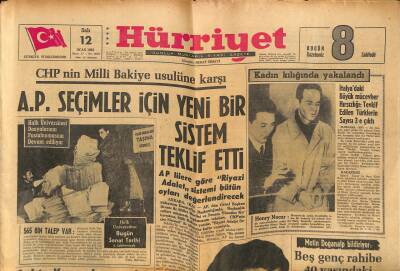 Hürriyet Gazetesi 12 Ocak 1965 - Kuşadası Kaymakamı Özer Türk Şövalye Oldu GZ117393 - 1