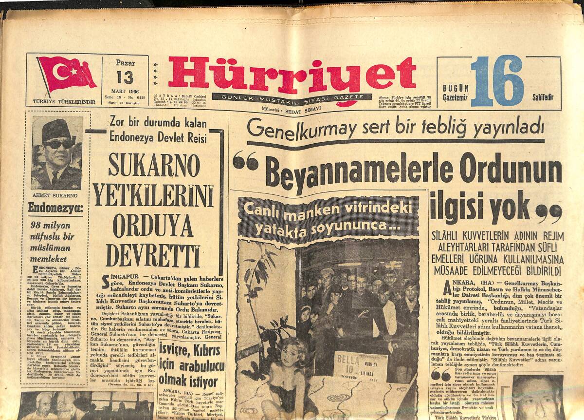 Hürriyet Gazetesi 13 Mart 1966 - Sukarno Yetkilerini Orduya Devretti - Genelkurmay Sert Bir Tebliğ Yayınladı GZ142044 - 1
