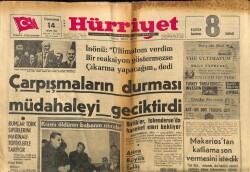 Hürriyet Gazetesi 14 Mart 1964 - Rumlar Türk Siperlerini Makinalı Tüfeklerle Tarıyor GZ70987 - 2