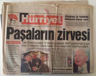 Hürriyet Gazetesi 14 Mayıs 1997 - Paşaların Zirvesi GZ26165 - 1