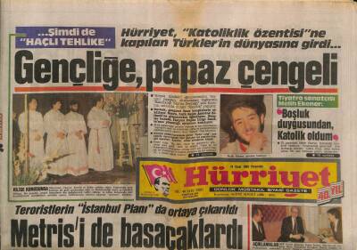Hürriyet Gazetesi 14 Ocak 1988 - Bülent Ersoyun Aylığı 150 Milyon GZ85146 - 1