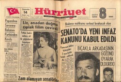 Hürriyet Gazetesi 14 Temmuz 1965 - Papandreu Savunma Bakanını Partisinden Kovdu GZ68692 - 2