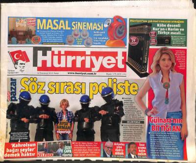 Hürriyet Gazetesi 14 Temmuz 2013 - Aziz Yıldırım Yanına Acunu da Alarak Helikopterle Fenerbahçenin Kamp Yaptığı Topuk Yaylasına Gitti GZ106184 - 1