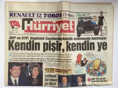 Hürriyet Gazetesi 15 Ekim 1989 - Özal , Yarım Saatte Bir Bülent Ersoyu Aradı GZ73860 - 1