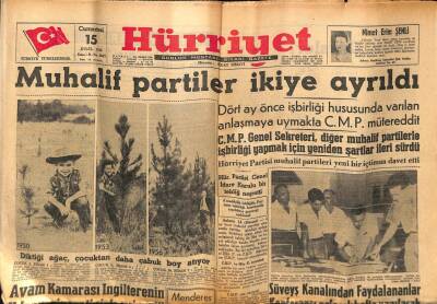 Hürriyet Gazetesi 15 Eylül 1956 - Muhalif Partiler İkiye Ayrıldı GZ76701 - 1