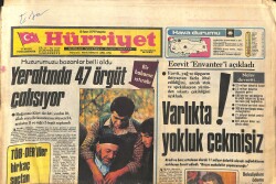 Hürriyet Gazetesi 15 Kasım 1979 - İran'ın Yeni Güçlü Adamı Abdül Hasan Beni Sadr - Mustafa Kandıralı Jübile İle Sahnelere Veda Ediyor GZ3853 - Gökçekoleksiyon