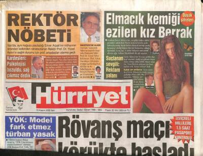 Hürriyet Gazetesi 15 Kasım 2005 - İsviçreli Millilere 1.5 Saat Pasaport Kontrolü GZ93622 - 1